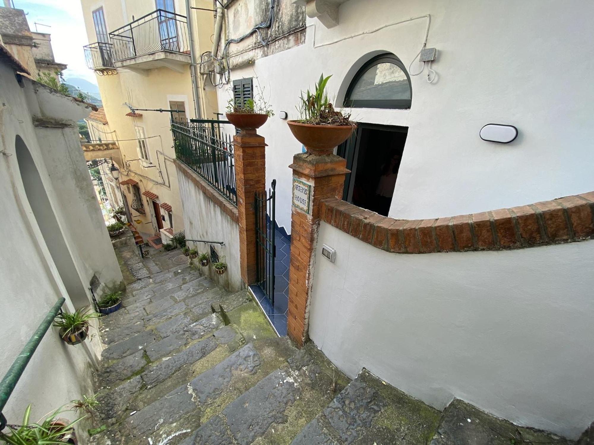 Casa Vacanza: The Wind Rose Vietri Εξωτερικό φωτογραφία