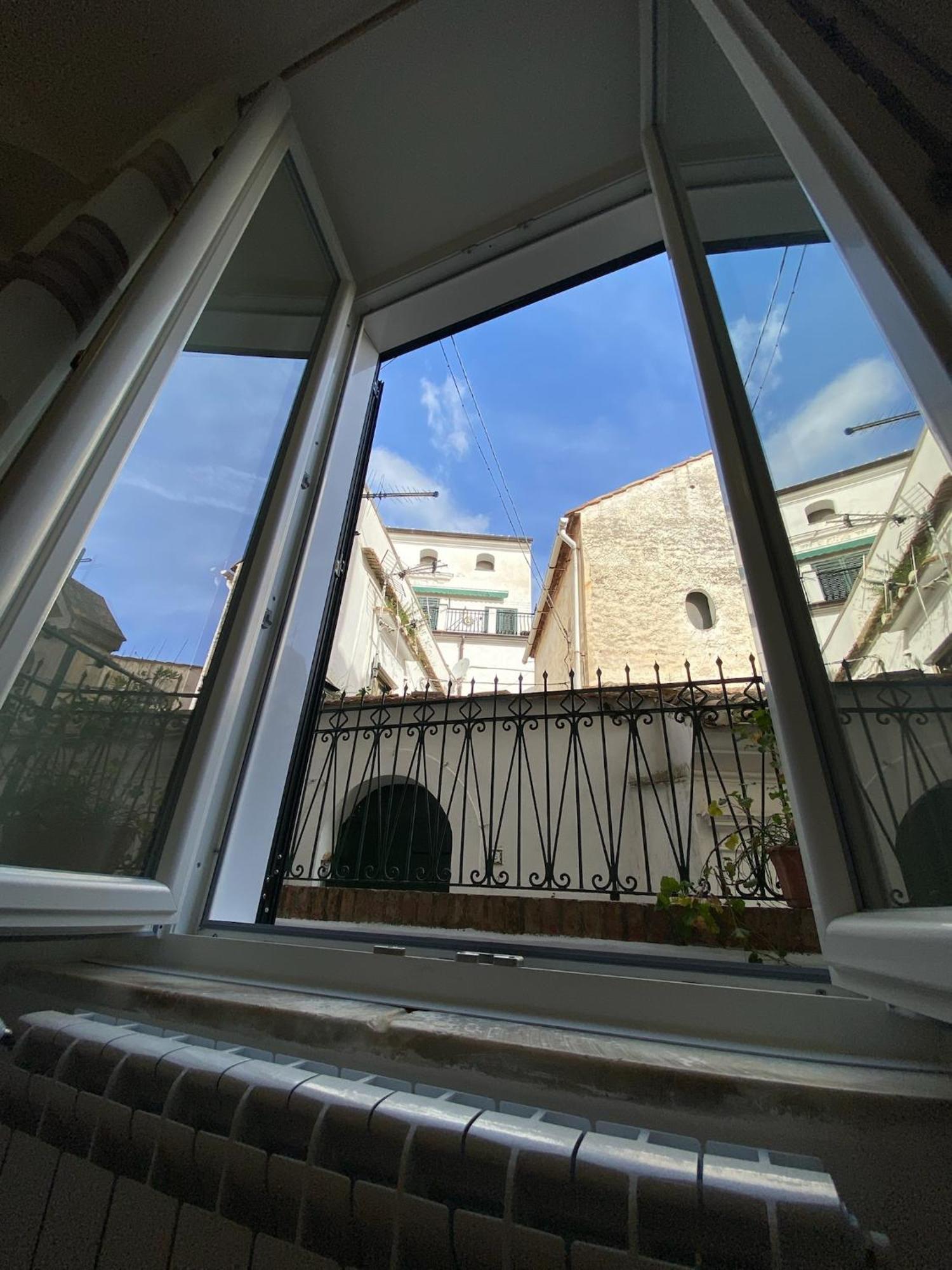 Casa Vacanza: The Wind Rose Vietri Εξωτερικό φωτογραφία